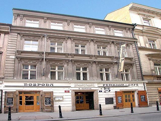 Hotel U Šuterů Prag Exterior foto